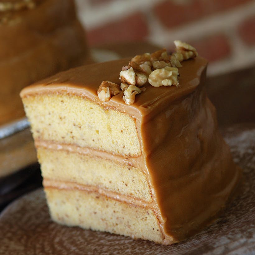 Banana Nut Walnut Cake