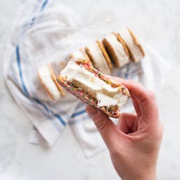 DIY Boozy Ice Cream Sandwich Making Kit - 12 Pack