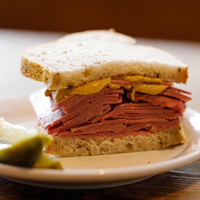 Corned Beef Sandwich Kit (serves 4-6)