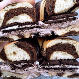 Overloaded Oreo Bagels + Cream Cheese