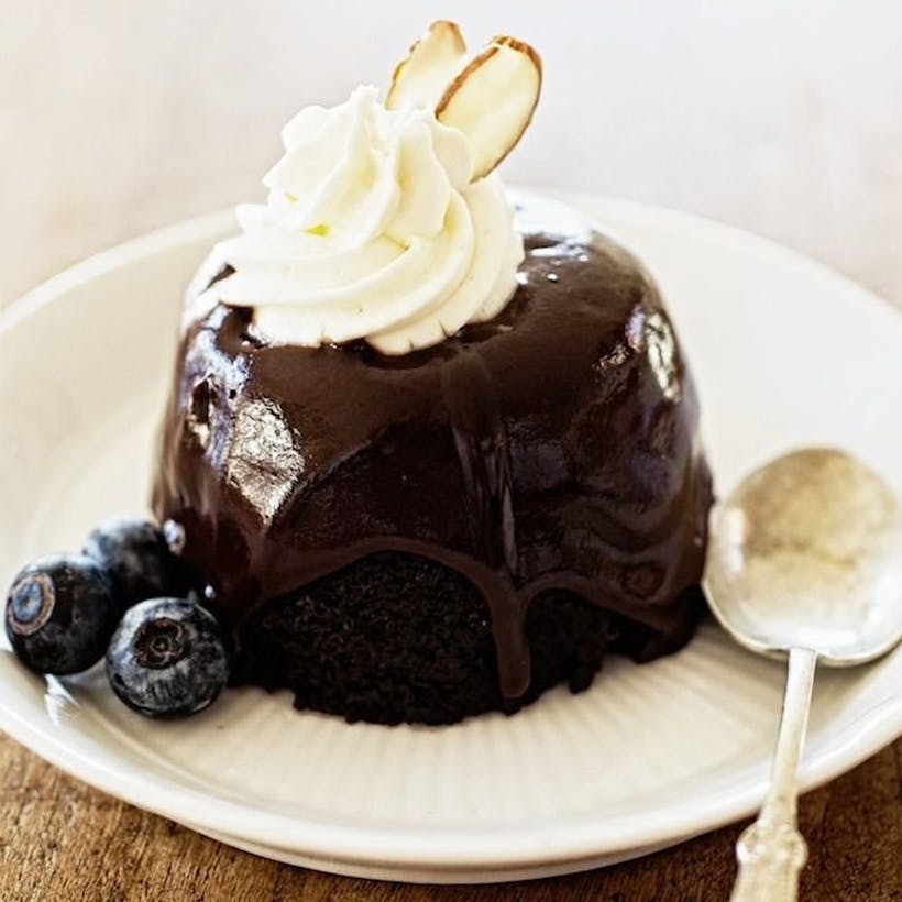 Mini Molten Chocolate Fudge Cake - 6 Minis