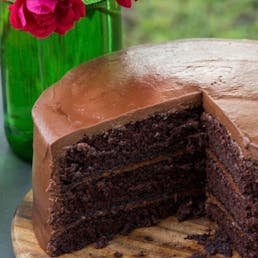 Chocolate Buttercream Frosting Cake