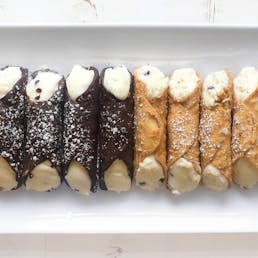 Holy Cannoli Combo 12 Mini Original + 12 Mini Chocolate Covered
