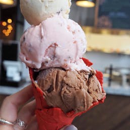 Rose with Cinnamon-Roasted Almond - 6 pints