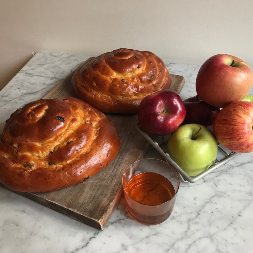 Round Raisin Challah