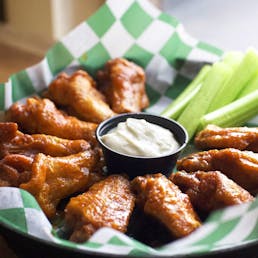 World Famous Buffalo Wings - 100 Pack