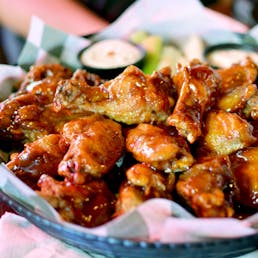 World Famous Buffalo Wings - 100 Pack