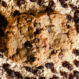 Oatmeal Raisin Cookies