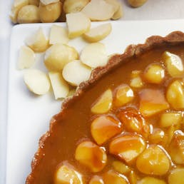Mini Honey Caramel Macadamia Nut Tarts - 8 Pack