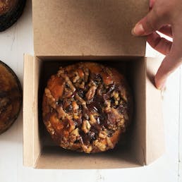 Bourbon Barrel Mini Cake - 8 Pack