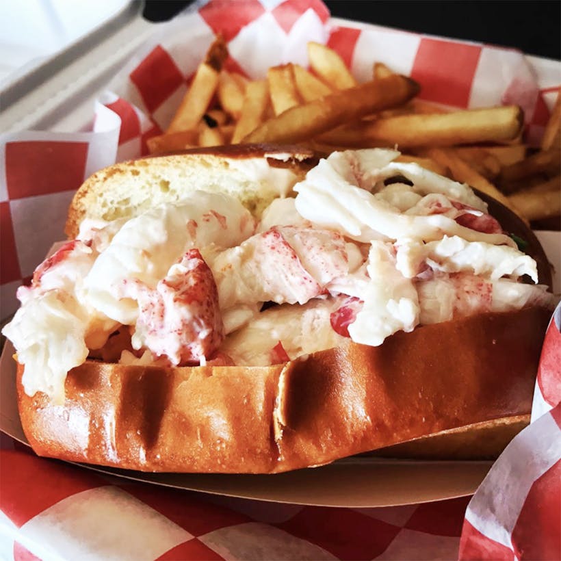 Beal's Famous Lobster Roll Kit 4 Rolls by Beal's Lobster Pier Goldbelly