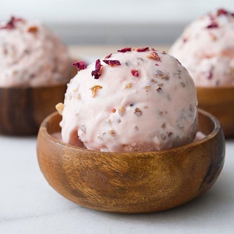 Rose with Cinnamon-Roasted Almond - 6 pints