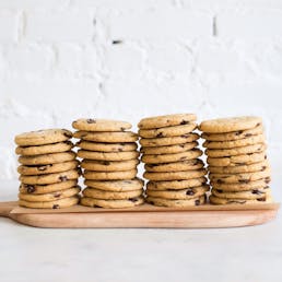 Salted Chocolate Chip Cookie (secretly vegan!)