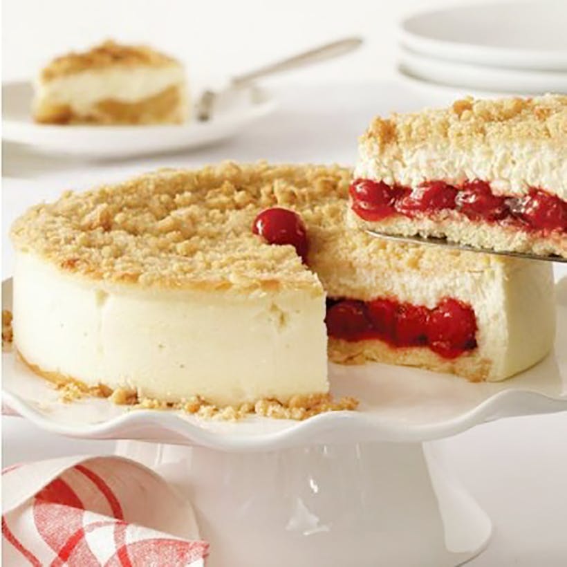 Cherry Crumb Cheesecake