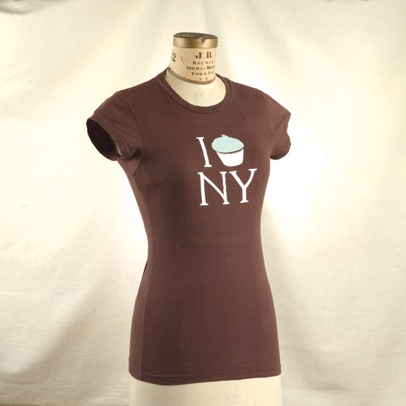 I Cupcake LA Unisex Tee