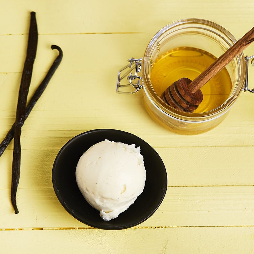 Hill Country Honey & Vanilla Bean Ice Cream - 6 Pints