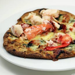 Oprah & Gayle's Maine Lobster Favorites - 2 Pot Pies & 2 Pizzas