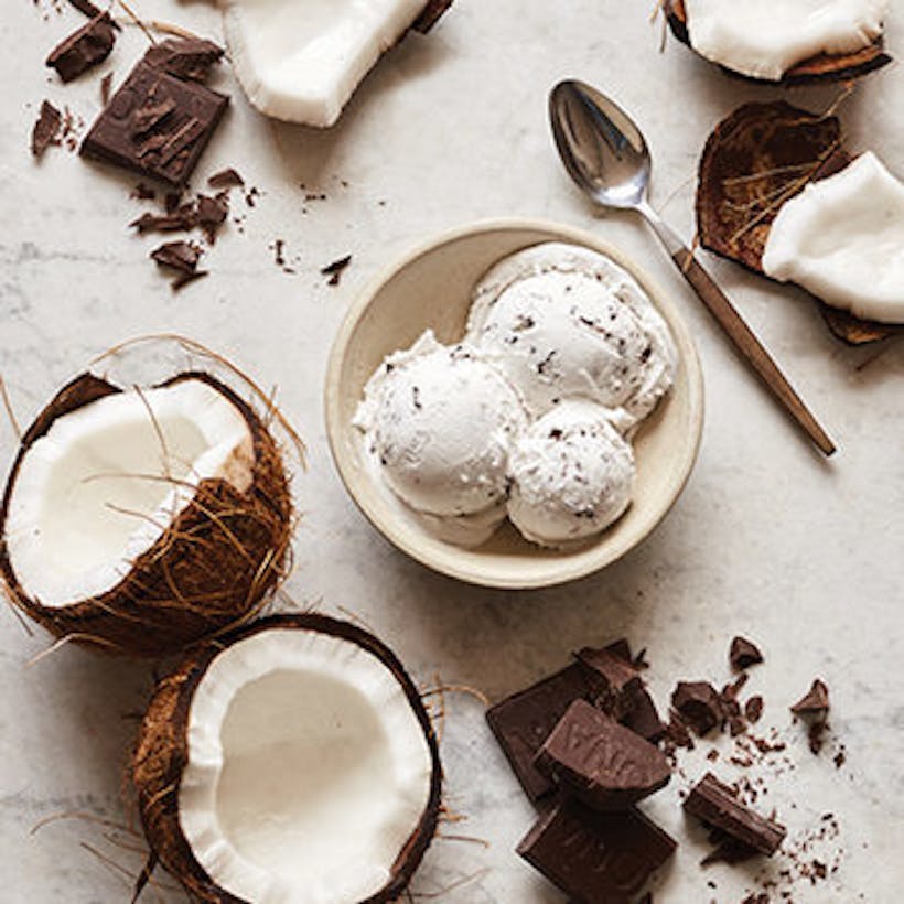 Coconut Stracciatella Sorbetto w/ Chocolate - 6 pack