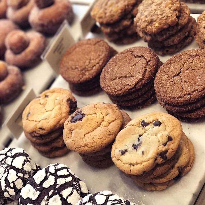 Mah-Ze-Dahr Cookie Collection - 18 Pack