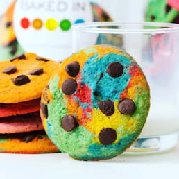 Choose Your Own Colors Chocolate Chip Cookie Gift Tin - 20 Pack