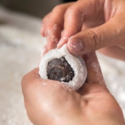 Signature Mochi Sampler