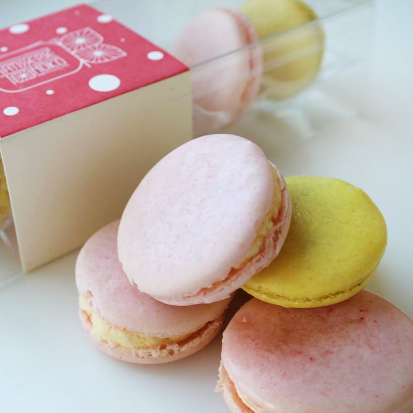 Tomoko Mochi & Macaron Gift Pack by Patisserie Tomoko - Goldbelly