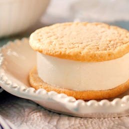 Classic Flavors Ice Cream Sandwich - 8 Pack