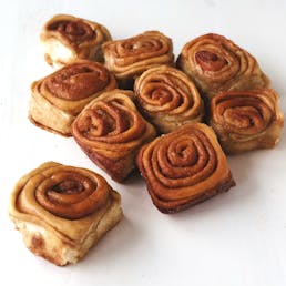 Cinnamon Rolls - 1 Dozen