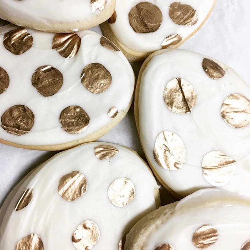 Jumbo Gold Polka Dotted Eggs