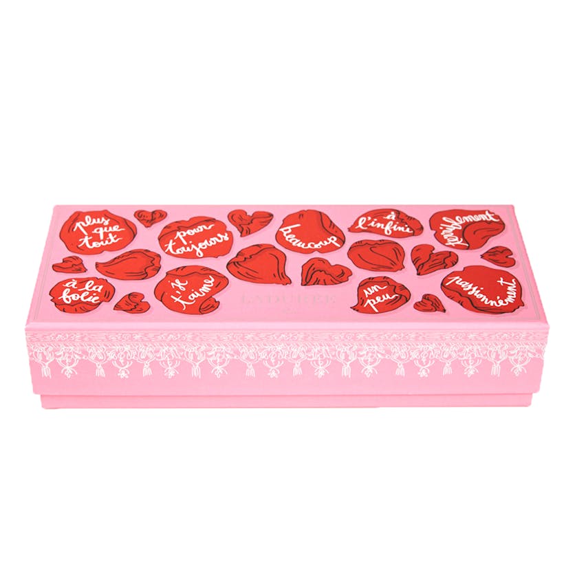 Å La Folie Heart Macaron Gift Box