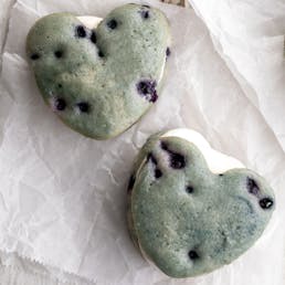Maine Lobster Rolls & Blueberry Cakes - 6 Pack