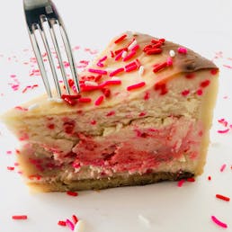 Carnegie Deli + Cookie DŌ Cheesecake - 8 inch