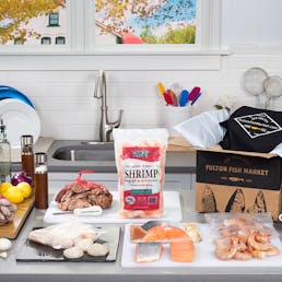 Seafood Lovers Box - Serves 16-20