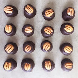Woodford Reserve Assorted Bourbon Ball Gift Box
