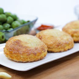 Cuban Meat Pie (8 Pack) - Bake You Rich Winner