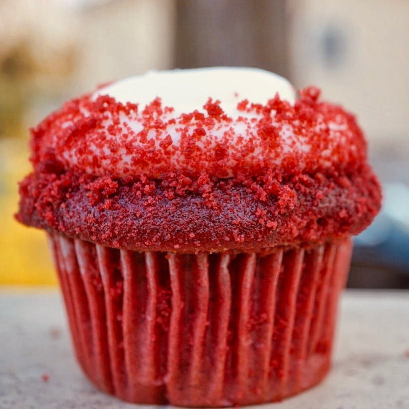 Oprah's Favorite Red Velvet Cupcakes - 12 Pack
