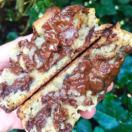 Chocolate Chip GIANT Cookies Pack