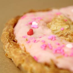 Cherry Heart Kringle - 2 Pack