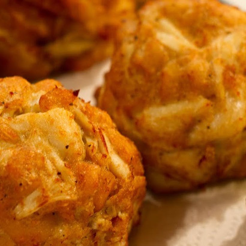 Jumbo Lump Crab Cakes 4 Pack by Faidley Seafood Goldbelly