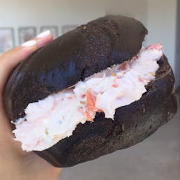 Essa Bagel Baker's Dozen (Kosher)